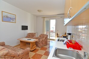 Private kitchen - Apartments 2224 (Rovinj)