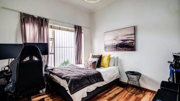 House, Smoking | 2 bedrooms, Internet