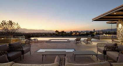 KalonĂa Villa, a Quintessential Retreat