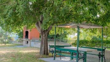 Rumah (Three Bedroom Holiday Home with Pool) | Eksterior