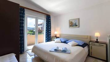 Apartment (Two Bedroom Apartment with Terrace) | 2 bedrooms, cribs/infant beds, free WiFi