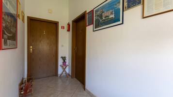 Departamento (Two Bedroom Apartment with Terrace) | Lobby