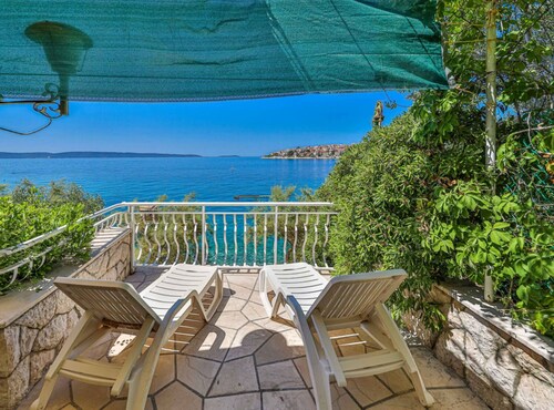 Holiday Home by the Sea With Terrace & Ocean Views on Čiovo