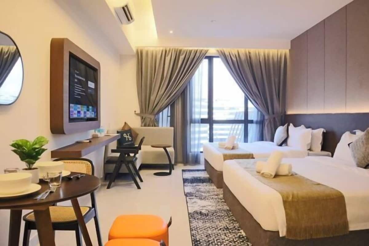 1 chambre, literie de qualité, minibar, décor unique