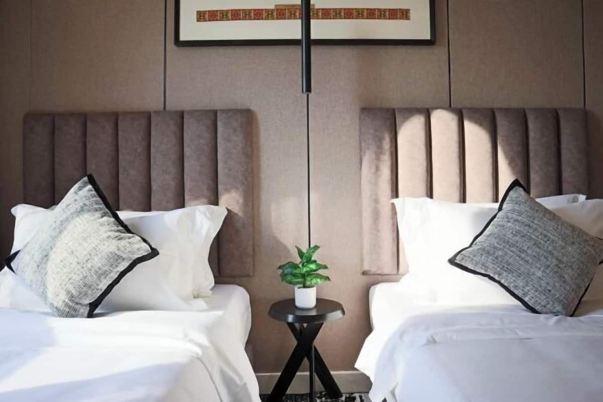 1 chambre, literie de qualité, minibar, décor unique
