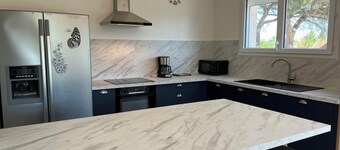 split-level apartment in countryside 3 km from beziers