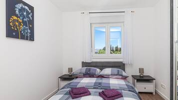 Apartamento (Two Bedroom Apartment with Sea View a) | 2 quartos, berços (sobretaxa), Wi-Fi de cortesia