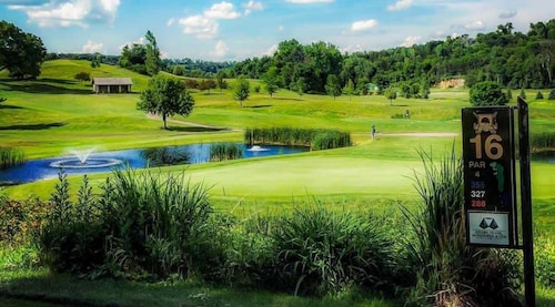 The Vintage Inn - Hidden Gem!