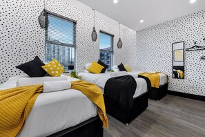 6 Schlafzimmer, Bügeleisen/Bügelbrett, Reisekinderbett, kostenloses WLAN