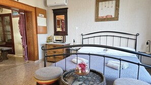 2 makuuhuonetta, silitysrauta/-lauta, ilmainen Wi-Fi, vuodevaatteet