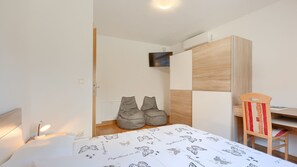 3 soverom, strykejern/-brett, wi-fi (inkludert) og sengetøy