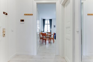 Dining - Spacious apartment in the historic center. (Hlavní mesto Praha)