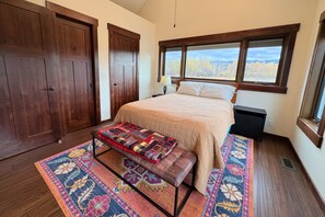 4 Schlafzimmer, Reisekinderbett, kostenloses WLAN, Bettwäsche