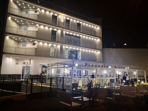 Front of property - Living (Casoria)