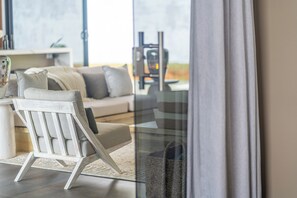 Interior - Luxury-3-suites-100 MB-Ocean views-Ojochal-Private (Ojochal)