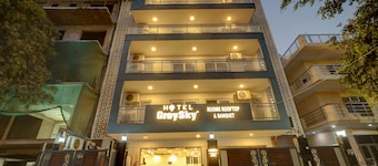 Hotel Grey Sky