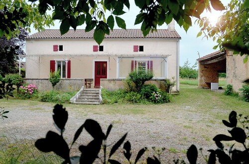 Les lucioles en Périgord : charme, calme, nature et fraîcheur.... dans la forêt