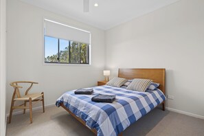 3 bedrooms, iron/ironing board, free WiFi