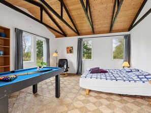 3 bedrooms, internet