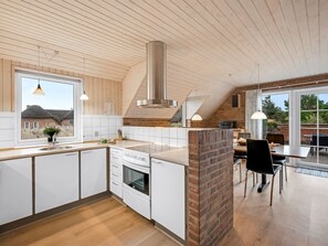 Fridge, microwave, dishwasher, highchair - "Hunved" -  from the sea by Interhome (Ringkøbing)