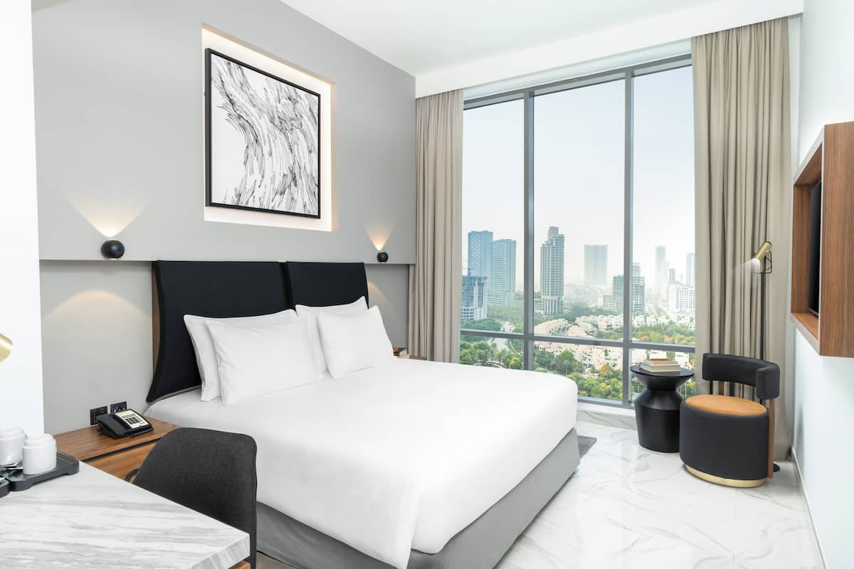 Minibar, in-room safe, blackout drapes, soundproofing