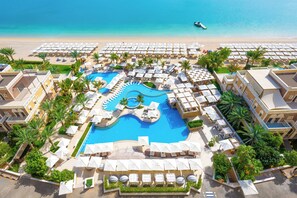 Private beach nearby, free beach shuttle, beach cabanas, sun-loungers - Holiday Inn Dubai Village Circle by IHG (Dubai)