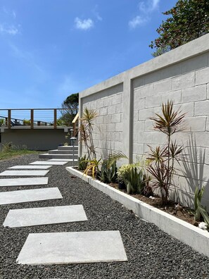 Villa | Property grounds - Villa Adina - Sleeps 7 - Pool - Parking - Garden (St. David)