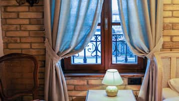 Deluxe Double Room, City View | Desk, free WiFi