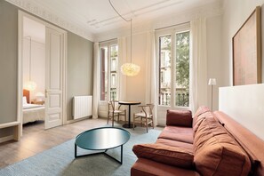 Premium appartement, 3 slaapkamers | Woonruimte | Flatscreentelevisie