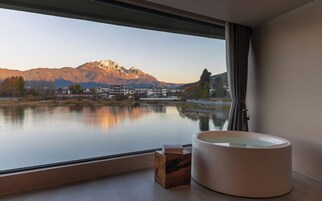 Honeymoon Double Room | Free WiFi