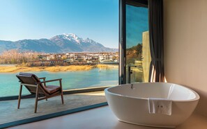 Suite, 1 King Bed, Non Smoking, Lake View | Free WiFi - Bantang White House (Lijiang)