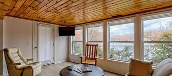 Woodland Water Hideaway by Chatuge Home Concierge<br>Lakefront, firepit, dock, pool table