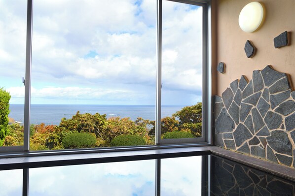 Public bath - SADO Futatsugame View Hotel (Sado)