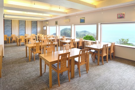 Restaurant. SADO Futatsugame View Hotel