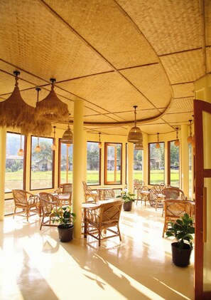 Restaurant - Sapanklangna (Bo Kluea)
