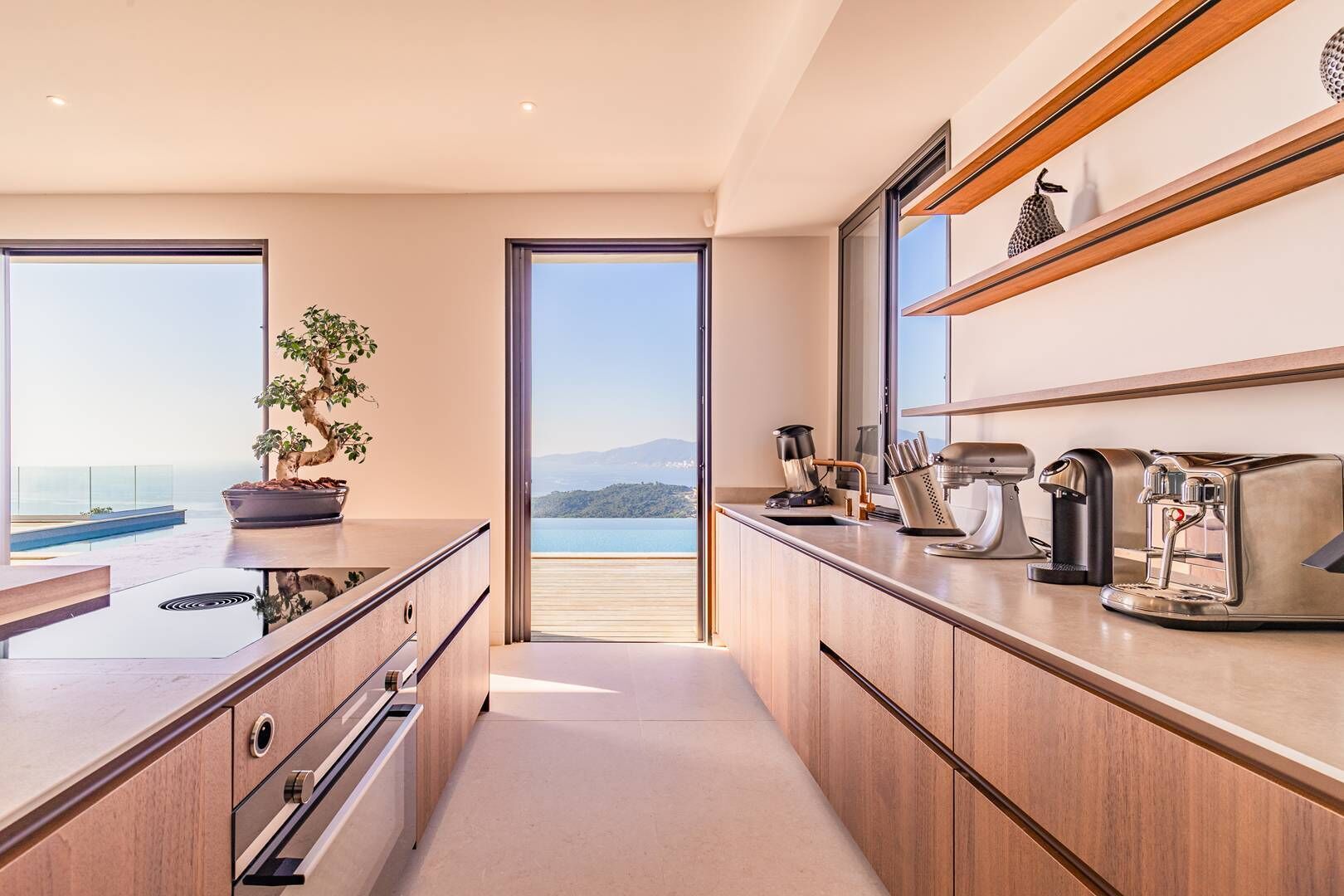 Fridge, cookware/dishes/utensils