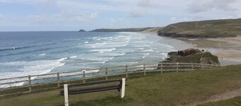 Perranporthcaravan/2bedroom/tv/gasfire