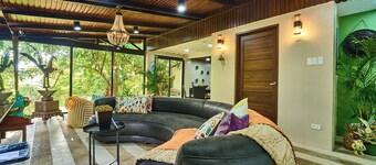 Cuatro Maya by Araw Residences