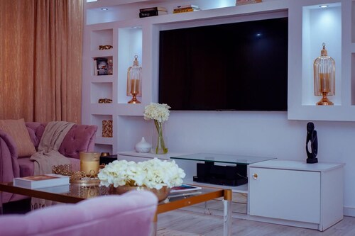 2-bedroom apartment in charming Kilamba with WiFi, AC. Relax and enjoy