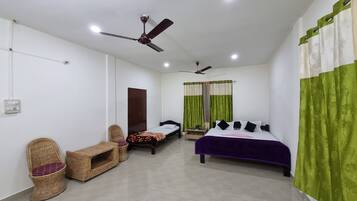 Family Room, City View