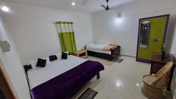 Family Room, City View