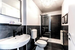 Apartment | Bathroom | Hair dryer