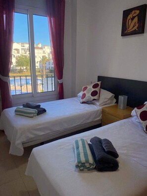 2 bedrooms, iron/ironing board, WiFi, bed sheets - A beautiful pool view apartment - AO1822LT (La Torre Golf Resort)