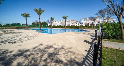 Townhouse with golf viewings - EN14LT