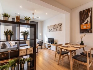 Dining - Nice apartment in Vila de Gracia (Barcelona)