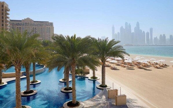 Plage privée, sable blanc