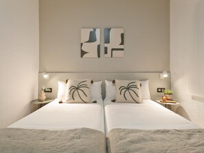3 bedrooms, iron/ironing board, travel crib, WiFi