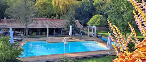 Seasonal outdoor pool