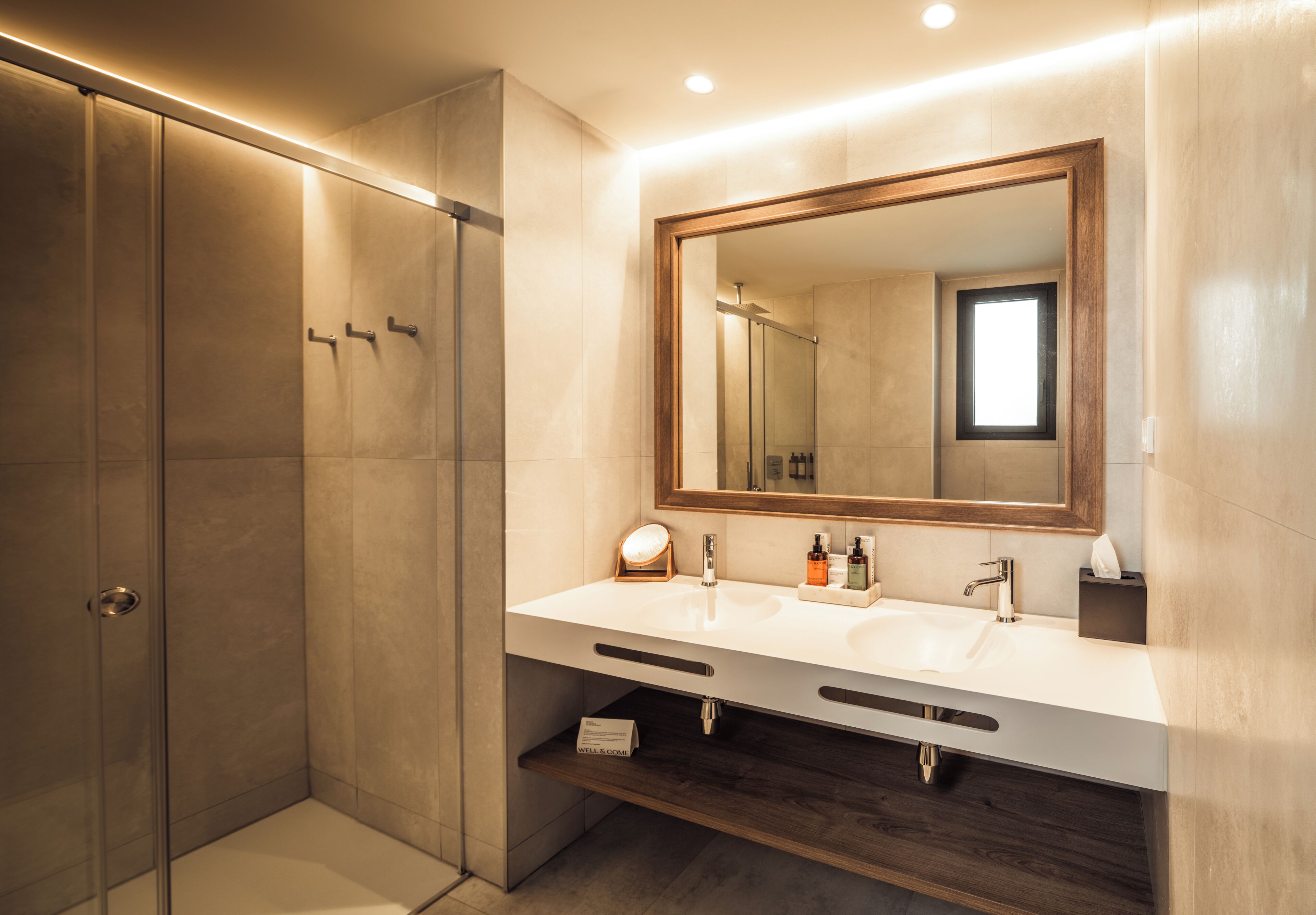Photo - Hotel Well and Come Malaga