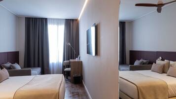 Deluxe Double or Twin Room, City View | Egyptian cotton sheets, premium bedding, down comforters, minibar